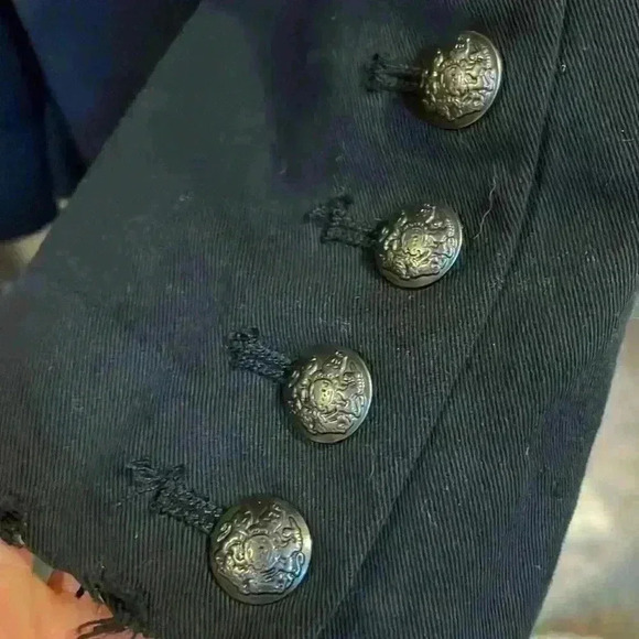 Free people blaser, size xs, navy blues with silver buttons, front pockets - Picture 3 of 6